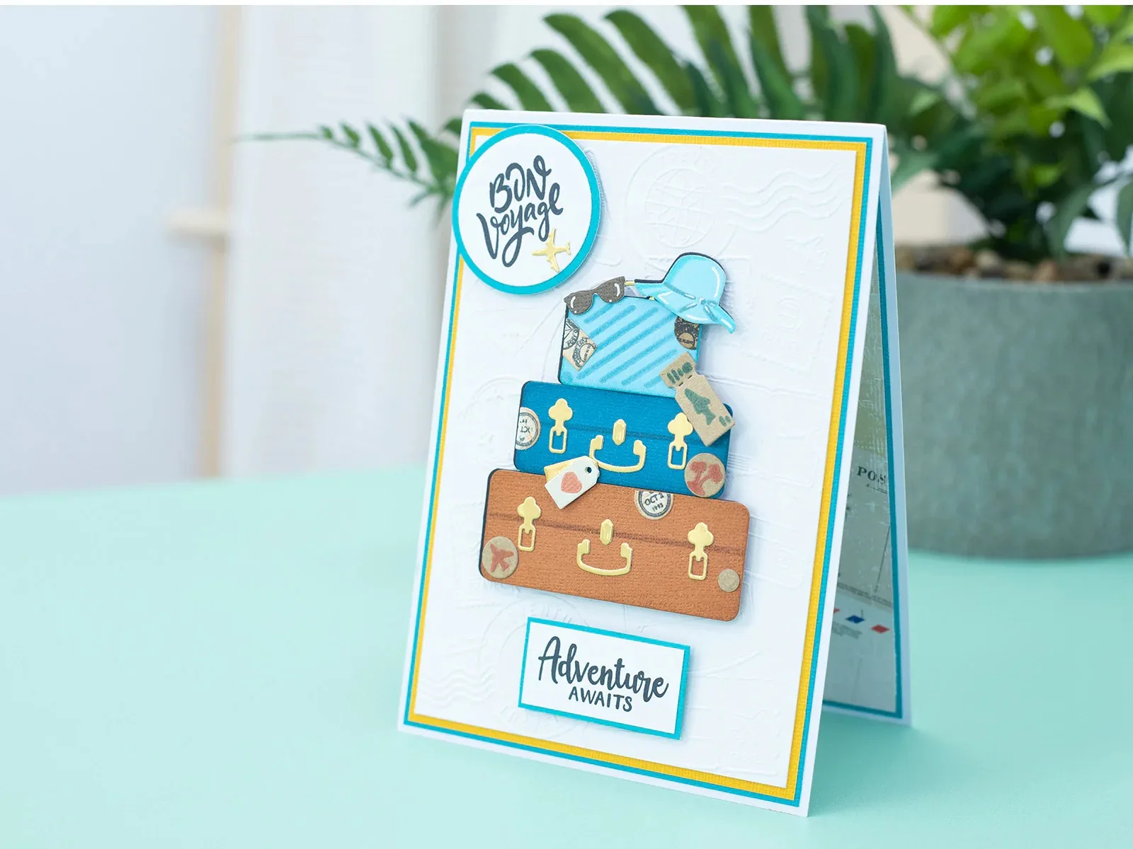 Beach Scene Suitcase Sea & San - Candle Making Books For Beginners recensione e prezzo