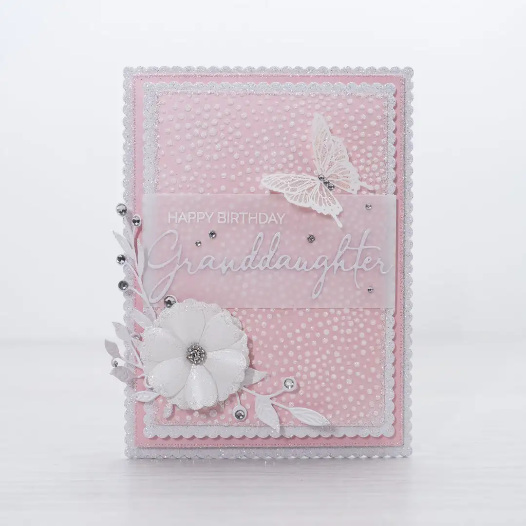 SCALLOPED & PIERCED RECTANGLES - Candle Making Books For Beginners recensione e prezzo
